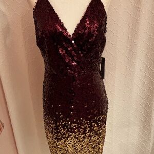 VENUS Glamorous Burgundy and Gold Sequin Backless Dress NWT!